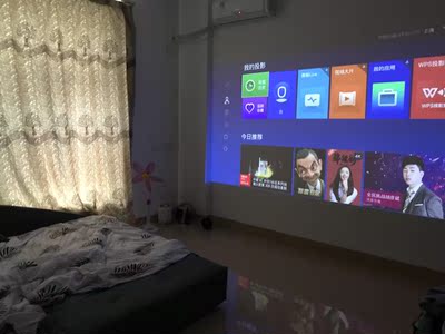 请指教网友热问：微鲸投影仪k1怎么样，微鲸对比坚果投影仪哪个好