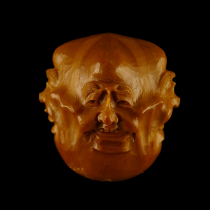 Pure handmade Joy and Sorrow Qi Bamboo Core Carving Zhoushan Olive Walnut Carving Su Gong New Single Seed Carving Wen Play