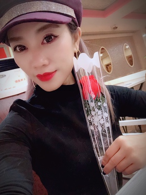 衣服特别好，老顾客，买过很多次了，很好搭配