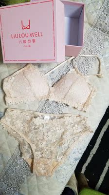 物流超赞！昨天早上下单今天上午就到了 衣衣弹性很好，摸着好舒服的，这个价格真的值了！ 我的手机有点色差，实物颜色是超好看的粉色