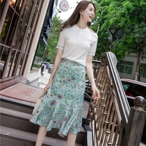 Hong Kong Special cabinet 2021 Summer womens clothing Aging Needle Weasel-tailed body Tail Half Body Dress Suit Woman two sets