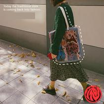 Canvas bag lazy style retro ins Korean style niche design Japanese female simple shoulder small Man design sense