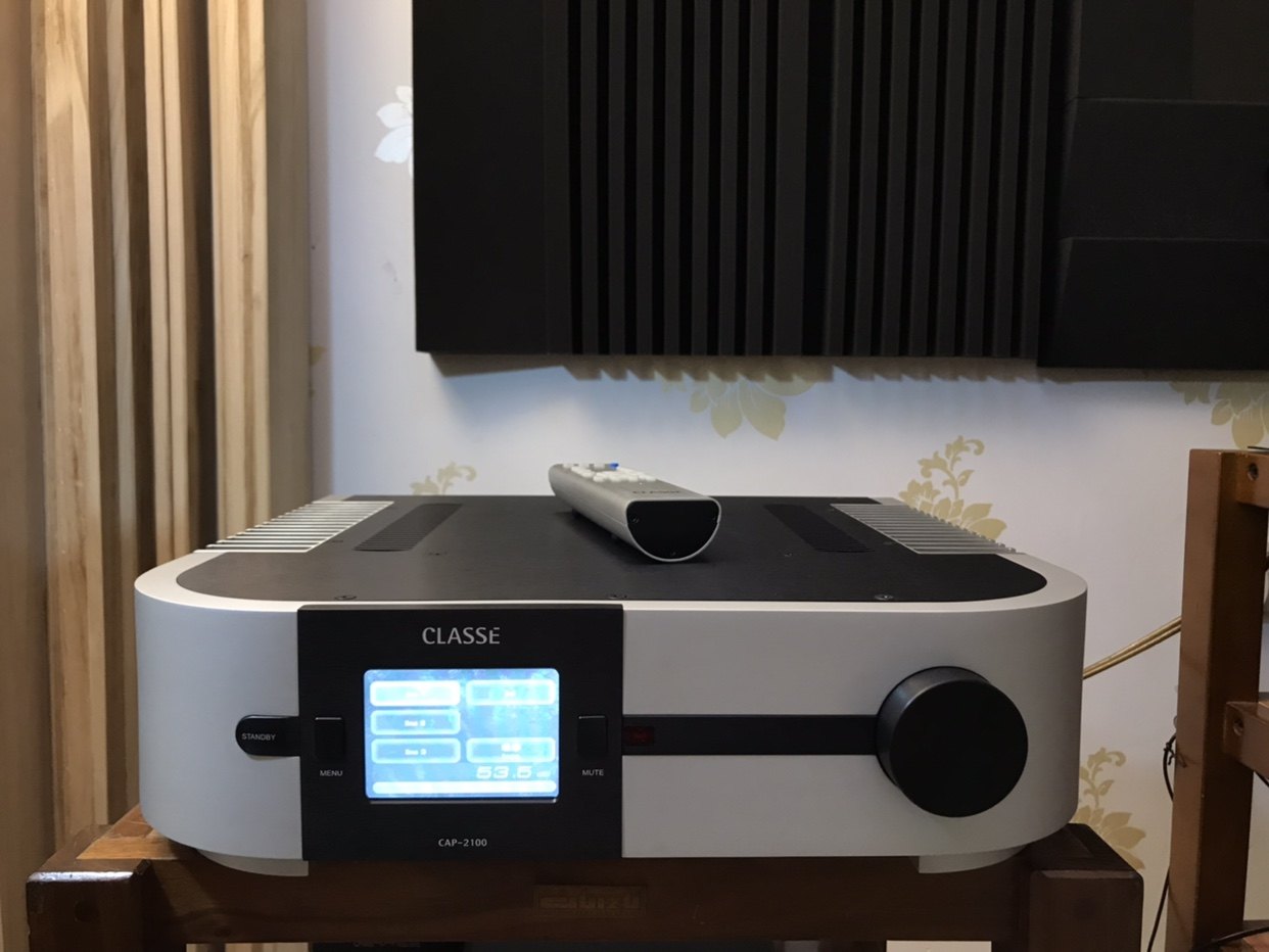 加拿大classe架势cap2100合并功放触摸屏成色一流