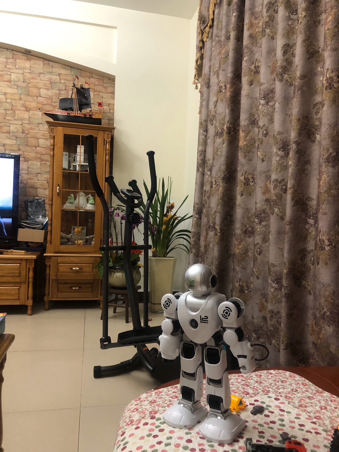 迪卡侬椭圆机怎么样?【揭秘真相】质量差不差是真的吗?