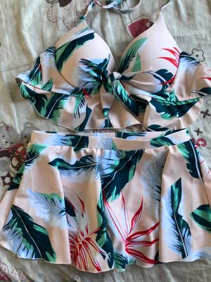 好看，很喜欢，手感柔软，虽然遇到了一点小问题，不过都解决了，售后5态度很好👍