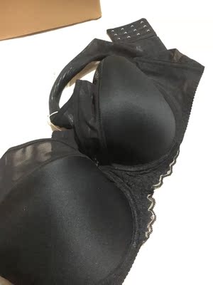 没有想到店家的包装这么用心，价格还实惠    质量很好 会继续回购宝贝的😜ོ