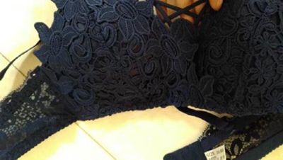 买一送一太划算了 还特别方便 质量也不错第三次买了，反正我穿着，胸部不会痒，就是好产品，这次买的托胸，哺乳用，感觉俾之29.9要好点收到了，物流太给力了，质量很好，性价比很高，尺码很合适很满意的这次购物 颜色很正 物品相符 价格实惠 物流也给力还好吧 双十一还是挺划算的挺好，卖家很贴心，还送了一个口水巾，不错，有需要再回来货以收到，颜色和图片上一样，物美价廉，很满意的一次购物五星级好评。非常好质量，试穿了一下码数也合适，洗了不掉颜色，这个价钱买到真是赚到了物流超级快，昨天中午下单，今天上午就收到了，宝贝还不错，还送了小礼物第二次购买了，还好，哺乳期挺方便的，价格也便宜，纯棉的，宽松穿着挺舒服的物流很快。