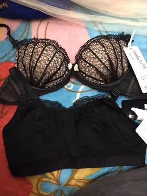 根据尺码助手测出来是c，一直以来觉得自己很平很小，没想到有c。跟胸型客服咨询了一下是b.c杯的1形胸，圆盘形最不显胸了。买了两款推荐的，到手担心会不会太大了，穿上还不错，很柔软很舒服！之前常常穿厚杯胸型越来越散，希望睡眠款能拯救下。客服真的特别好，有疑问一定要找她们聊聊！