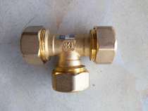 Rifeng aluminum-plastic pipe fittings 1216 Aluminum plastic pipe joints copper tee joints copper joints pipe fittings reduction tee