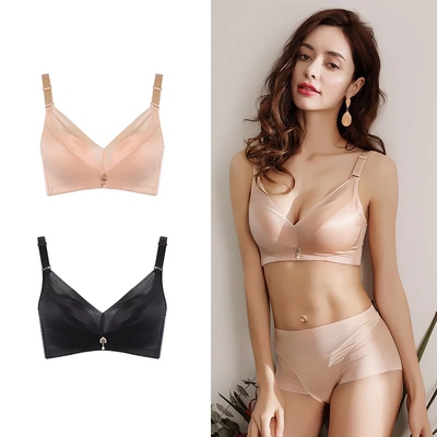 宝贝比想像中的要薄很多，不过质量还是对得起这个价格的，试了一下，大小也合适。那个塑身衣就不是很好了，感觉特别的紧，而且布料跟我之前买的泳衣差不多，感觉跟实体店的差太多了，毕竟还是一分价钱一分货吧，塑身衣已经退货了，文胸留了下来。觉得想要买塑身衣的还是慎重一点吧！