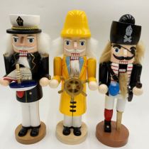 British Nutcracker puppet soldier Nordic home furnishings popular room decoration small suit one-eyed pirate captain