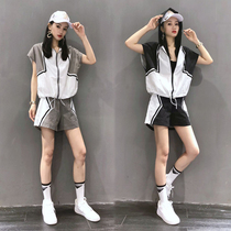 Sports set women summer 2021 New European fashion foreign fashion short sleeve hooded sunscreen shorts casual two-piece set