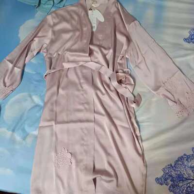 衣服质量非常好面料舒服柔软