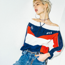 Outside model shooting Fashion mens and womens fashion mens and womens fashion cool model personality shooting Net shooting Love fashion photography