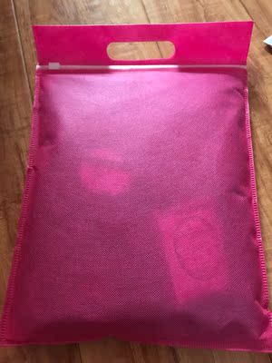 刚刚洗过了、略掉浮色不影响、质量也很好、面料很柔软、顺丰快递属实神速、 刚刚洗过了、略掉浮色不影响、质量也很好、面料很柔软、顺丰快递属实神速、