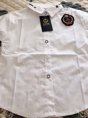 娃130cm穿140码刚刚好,质量还不错还送了两双袜子 娃130cm穿140码刚刚好,质量还不错还送了两双袜子