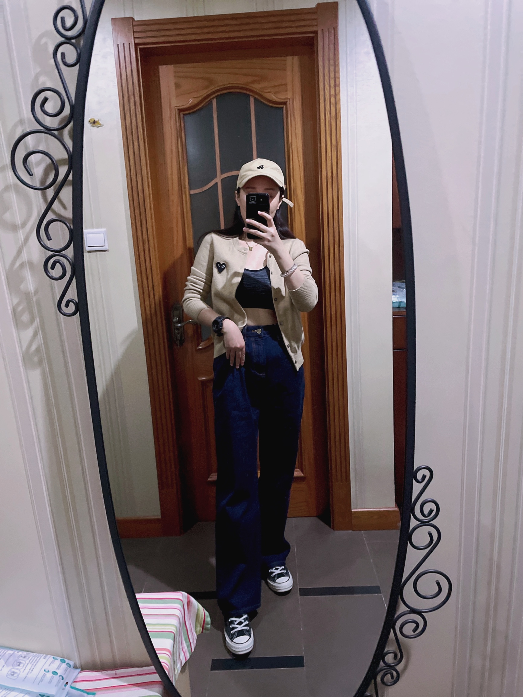 新手必看:窄幅牛仔裤怎么样?专家们分析真相如何