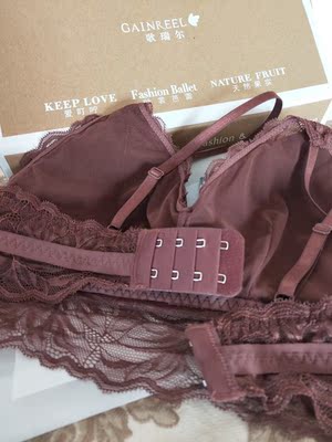 不错，不愧是品牌的东西，做工样式都很喜欢。最主要穿着舒适~今年流行无钢圈的内衣，真的好看又舒适，双十二购买更划算~😃😜😛😛😛