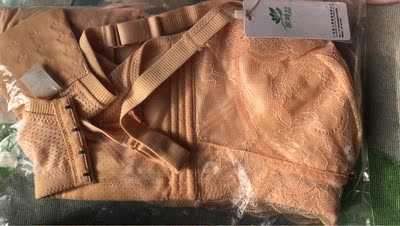 宝贝质量很好，喜欢，就是内裤有点小失望，还可以接受吧