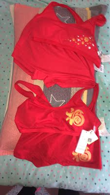 内衣收到了，孩子很喜欢，一下给孩子拍了两套，穿着挺合适，店家推荐的码，这不错👍，会一直回购的