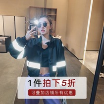 (50 percent off) black jacket female Korean version of loose winter reflective retro Hong Kong flavor casual short top