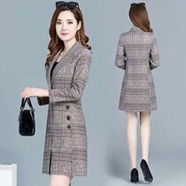 Plaid trench coat women long 2020 new middle-aged plaid coat women slim slim waist autumn coat women