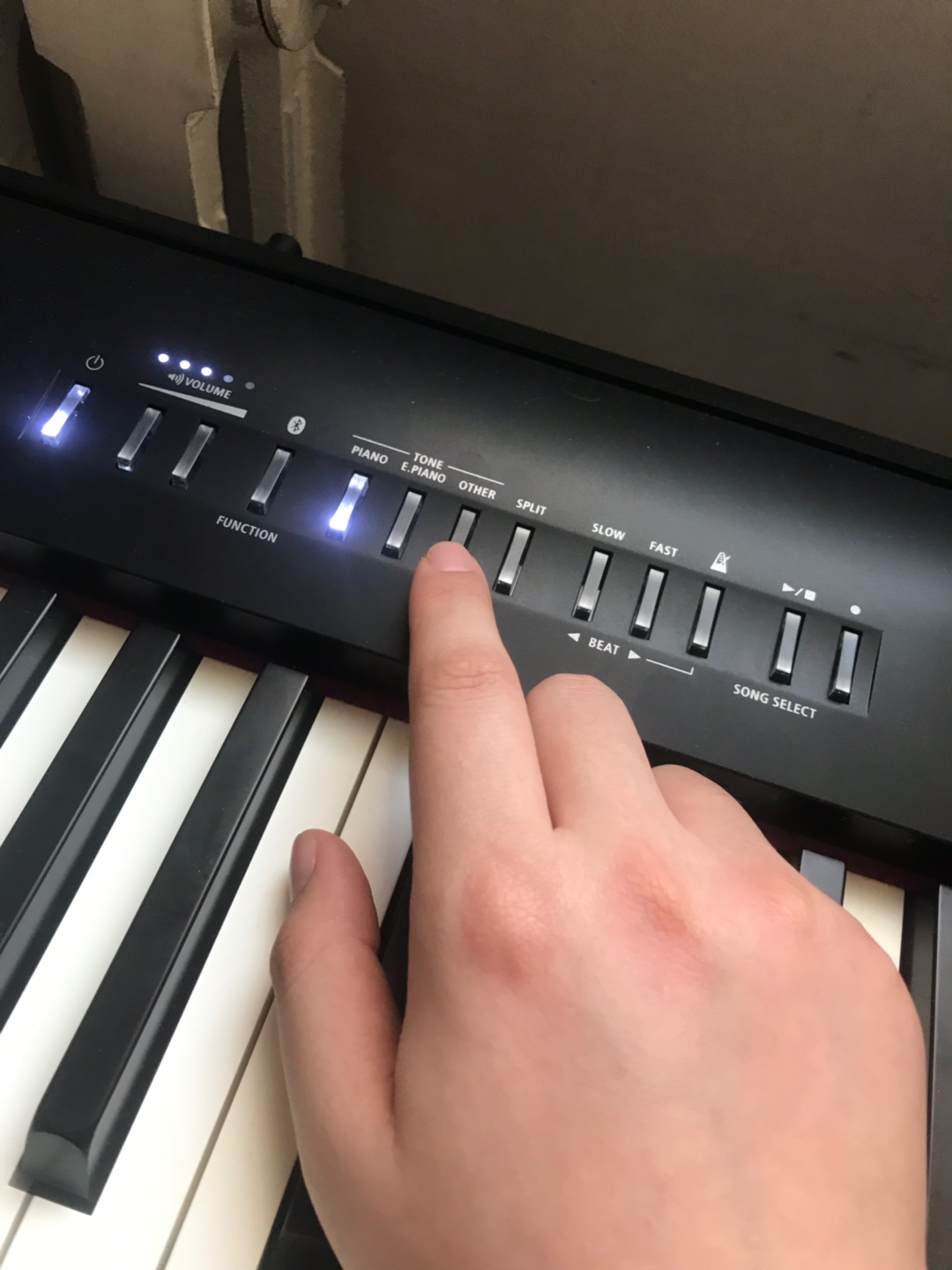 真实参考对比Roland罗兰 电钢琴fp30怎么样?不看的都后悔了!