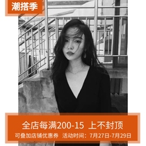 Herbenwind v collar black one-piece dress 2022 Summer new advanced senses waist cover One-piece Little Black Skirt Woman