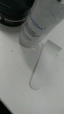 脱毛很干净，毛都没有了，这款脱毛真的很不错，汗毛脱的很干净不留根。摸起来光光滑滑，非常细腻，简直不敢相信，真是爱不释手，用了一段时间，毛长慢很多，也变细软了。效果也很棒。