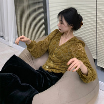 Fan-style velvet beating bottom snow-spinning jersey woman comeback collection waist short section V collar 100 hitch slim fashion foreign air lace blouse