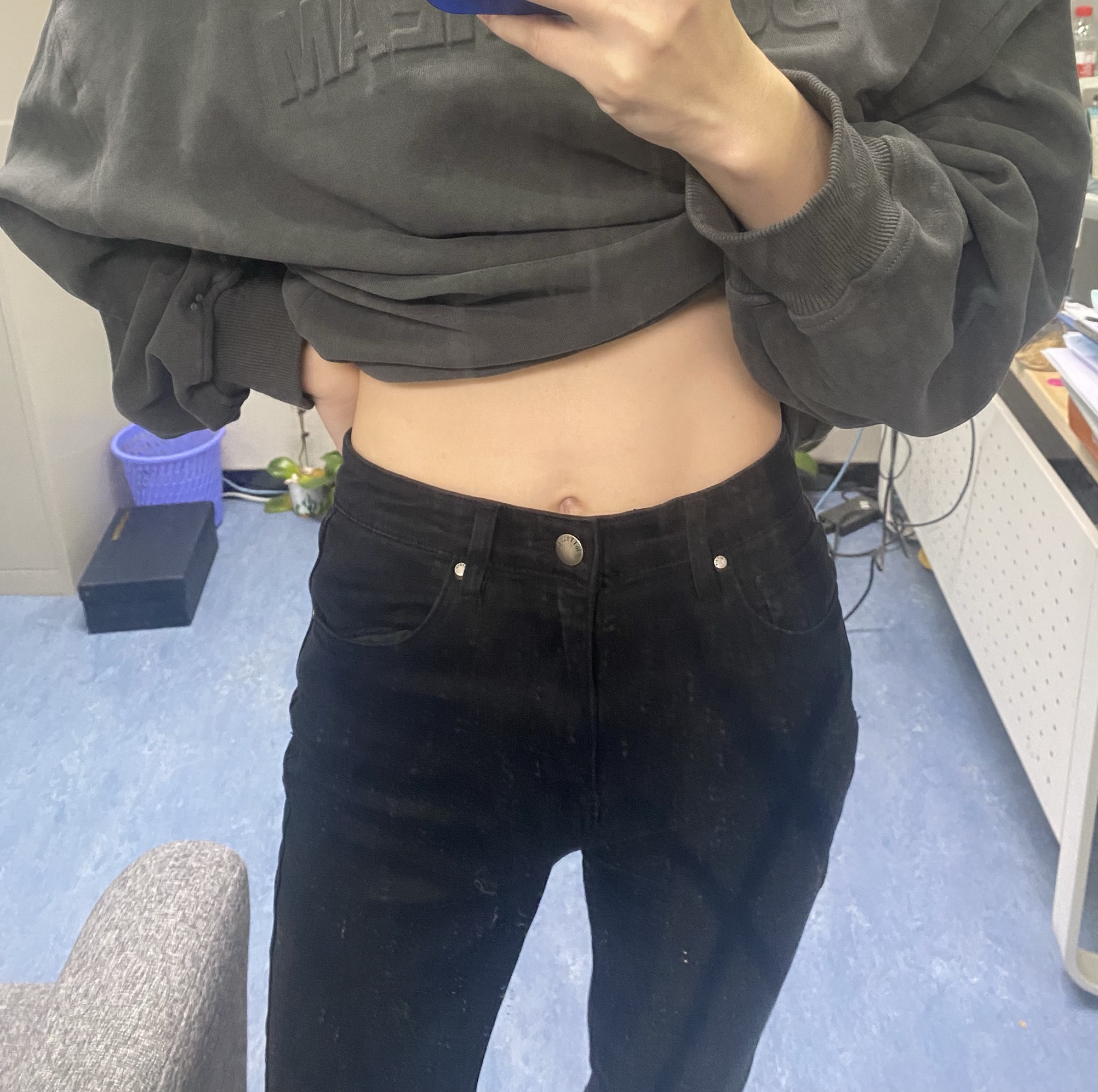 综合吐槽卷边牛仔裤女优缺点如何?看一看?少上当