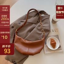 Micocah bag 2021 New Tide horn bag female crossbody shoulder Joker large capacity chest bag retro original