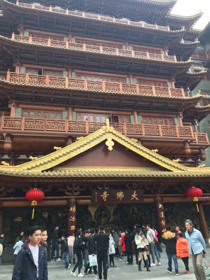 一般吧，是软的，就一团粉