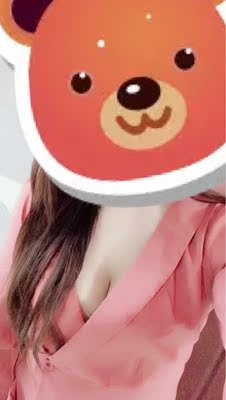 买了好几次了，第一次评价，除了客服态度外，发货很快，质量对得起价格，多多上新，我喜欢这样美美的衣服