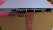 Brocade G610 Fiber Optic Switch 32G Single Power Supply 8-port Activation with 8 32Gb s Shortwave SFP