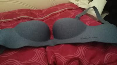 几十元的价格，几百元的质量，这次真的买的超级值，特别适合胸小的妹纸，穿起来绝对没有束缚感，以后就买她家的了