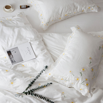 Field Garden Little Fresh 60 long suede cotton gon satin small daisy embroidered pure cotton four pieces of public main wind pure white bed goods