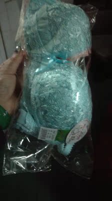 宝贝已收到，看见和图片一样一样的，不知道穿上舒服不，看见听好看的，大爱，如果回家穿上舒服的话，我还会再来买的，谢谢老板，👍👍👍👍👍👍👍