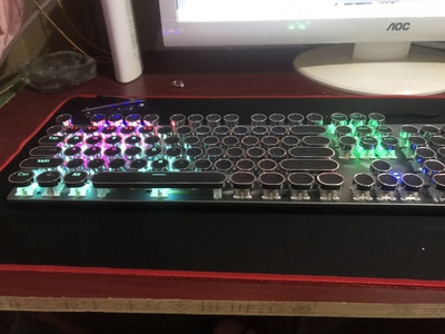 大家谈谈樱桃MX 8.0电竞游戏机械键盘怎么样，用过的朋友来说说看吧