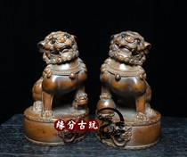 Old boxwood fine carved lion ornament a pair of carved crafts living room ornaments