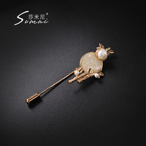 18K bag golden shell drop glaze bamboo coat decoration brooch style elegant female simple and fresh