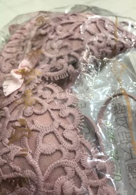 我最喜欢的颜色，款式也是非常简单舒适透气！买了两套😄物美价廉