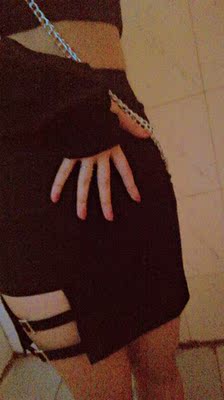 还可以 面料薄 硬 下摆不贴身