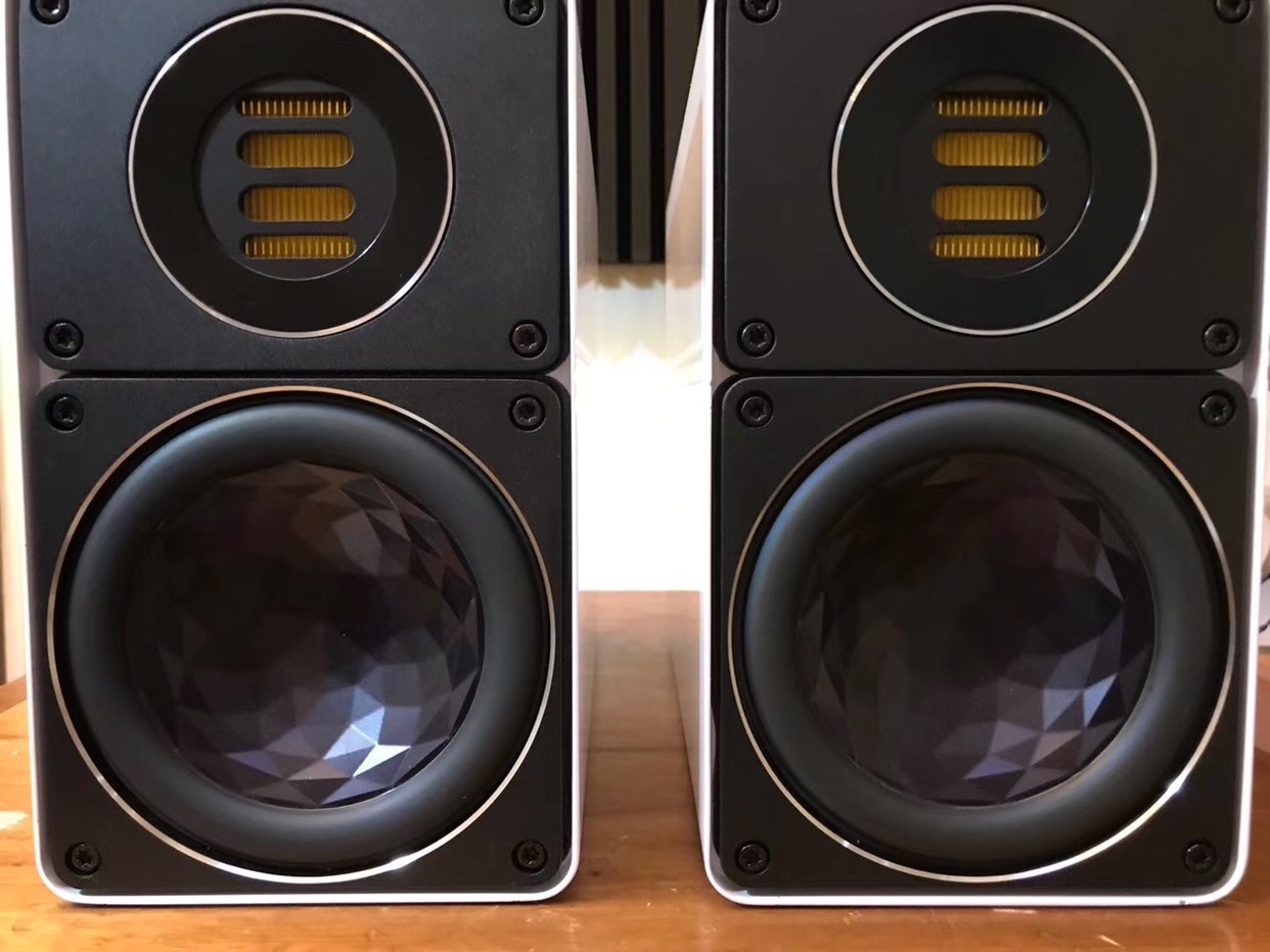 德国意力elac312小钢炮经典金属书架箱!原装脚架!已出