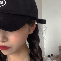 Simple glossy ear bone ear buckle 925 sterling silver platinum plated personality small earrings super handsome men and women couple earrings