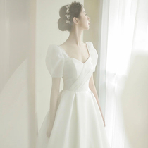 French high-profile light wedding dress 2022 new license little white skirt little man simply out of the yarn