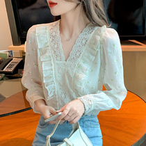 Super fairy lace V-neck small shirt chic design sense 2021 autumn sweet fungus lace long-sleeved floral chiffon shirt