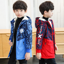 Boys  autumn and winter jacket 2021 new velvet childrens autumn and winter childrens Korean version of the long windbreaker cotton coat