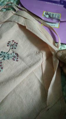 是亚麻布料,质量也很好,喜欢,就是觉得有点小了,这点要是能合拾就好了,发货是保密的哦, 是亚麻布料,质量也很好,喜欢,就是觉得有点小了,这点要是能合拾就好了,发货是保密的哦,