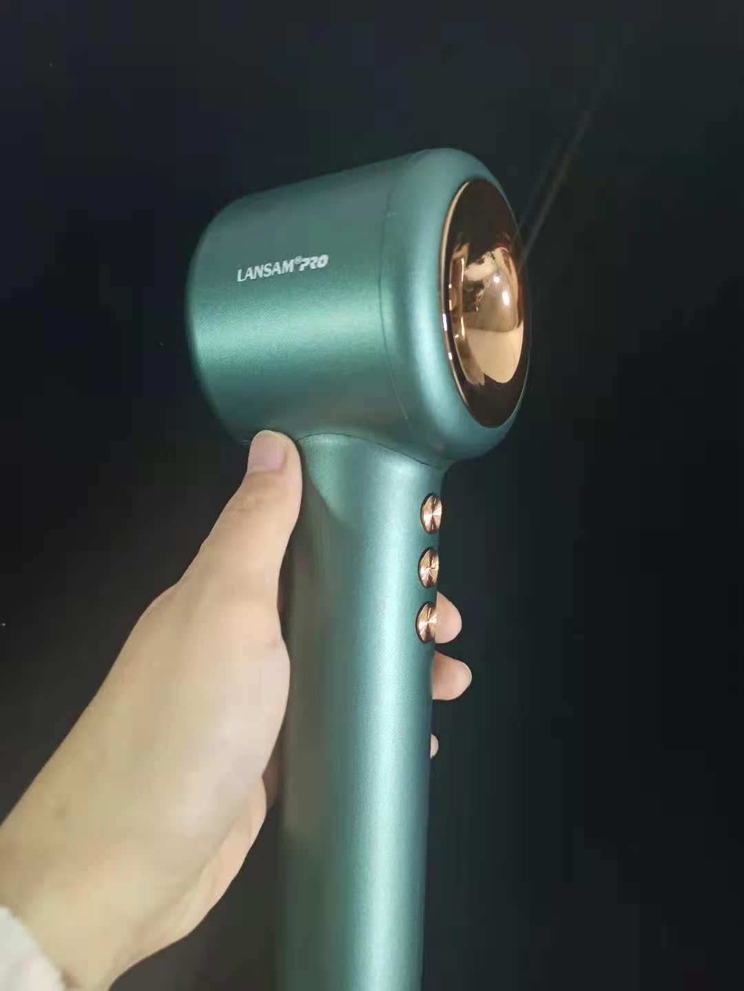 lansam电吹风怎么样?质量可以吗?剖析细节看真相!